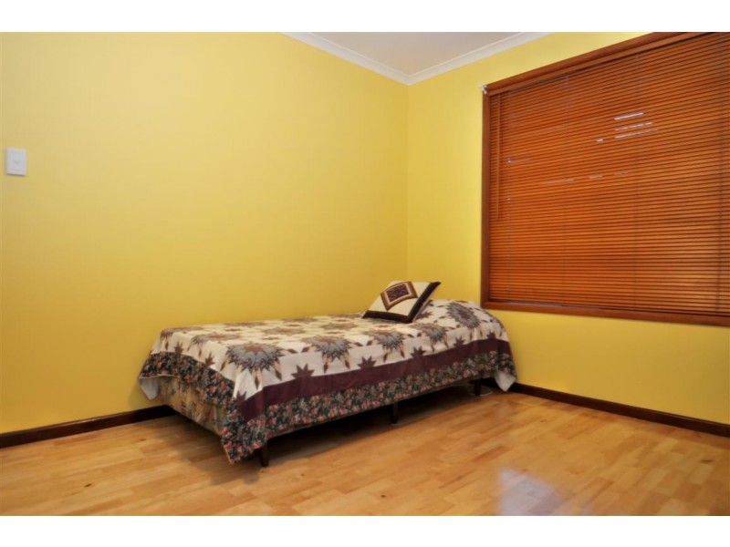 51 McHarg, Happy Valley SA 5159