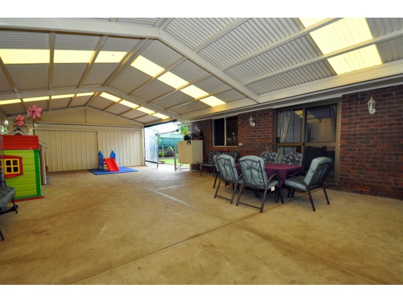 16 Moore Road, Reynella SA 5161