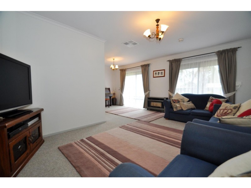 16 Moore Road, Reynella SA 5161