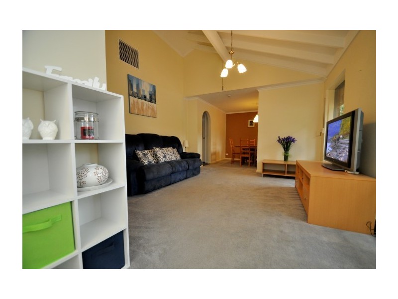 58 Manning Road, Aberfoyle Park SA 5159