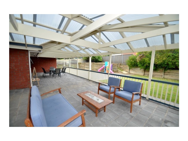 58 Manning Road, Aberfoyle Park SA 5159