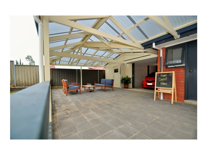 58 Manning Road, Aberfoyle Park SA 5159