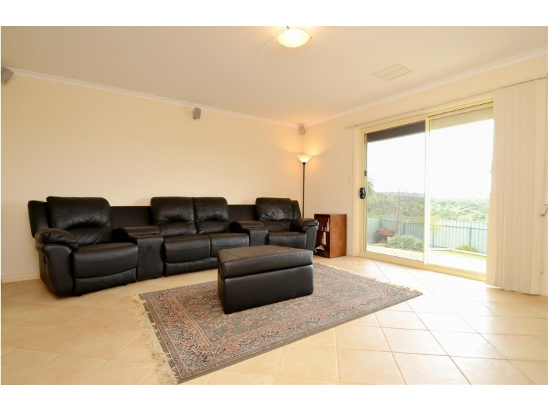 3 Skipper Close, Hallett Cove SA 5158