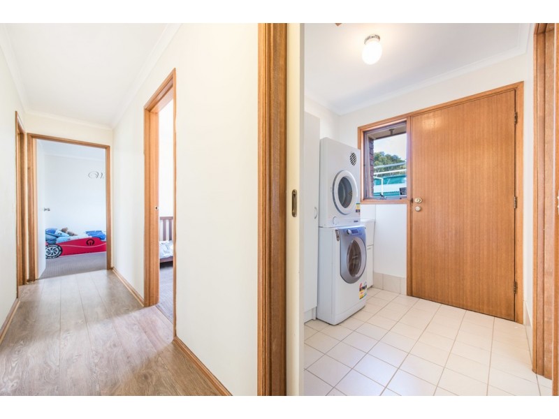 104 Reynell Road, Woodcroft SA 5162