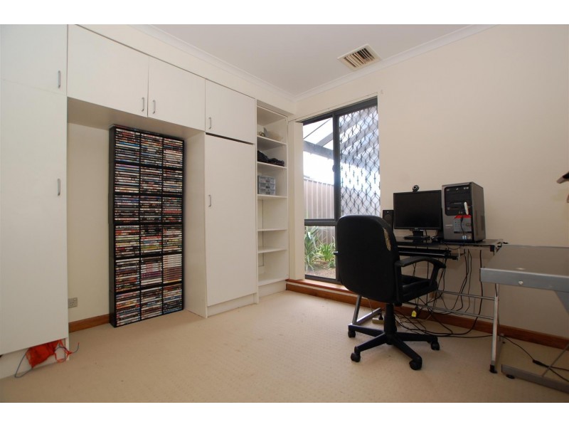 4 Fastnet Court, Hallett Cove SA 5158