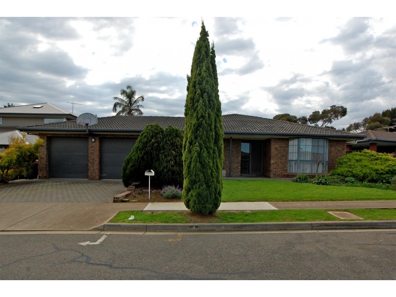 4 Fastnet Court, Hallett Cove SA 5158