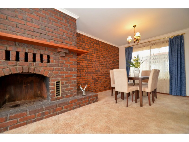 21 Neeangarra Crescent, Hallett Cove SA 5158