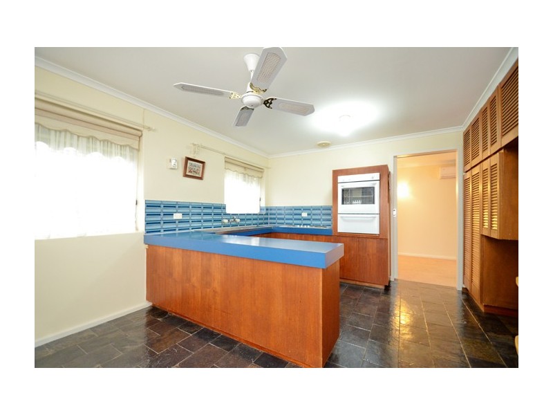 3 Underbank Grove, Hackham West SA 5163