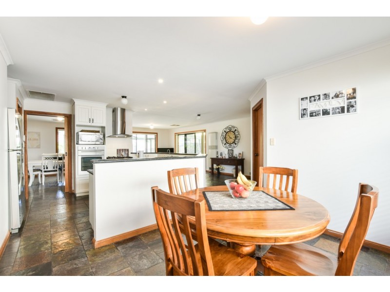 6 Kansy Court, Morphett Vale SA 5162