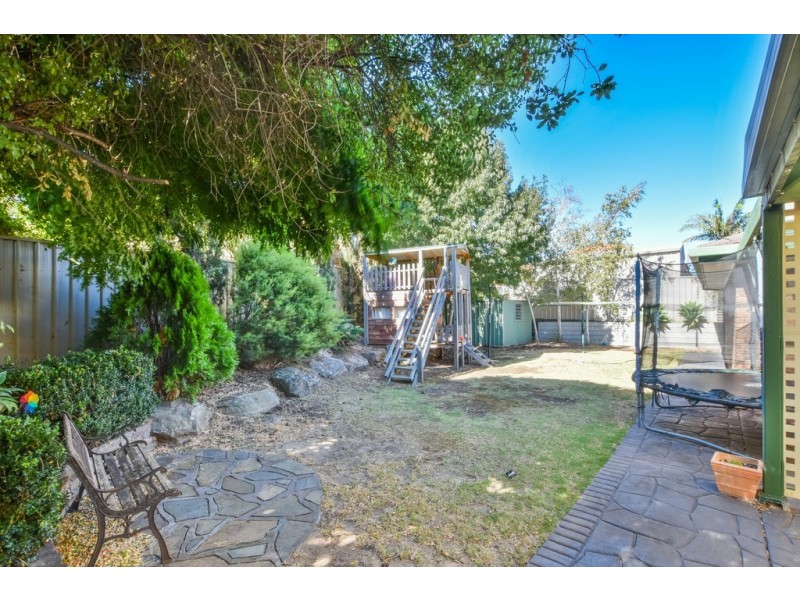 6 Kansy Court, Morphett Vale SA 5162