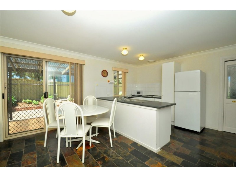 27 Jeanette Crescent, Aberfoyle Park SA 5159