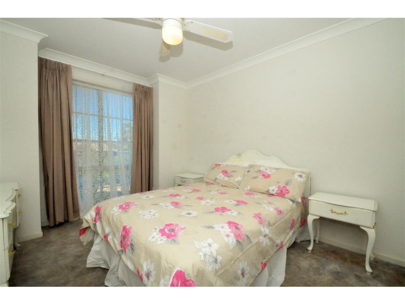 27 Jeanette Crescent, Aberfoyle Park SA 5159