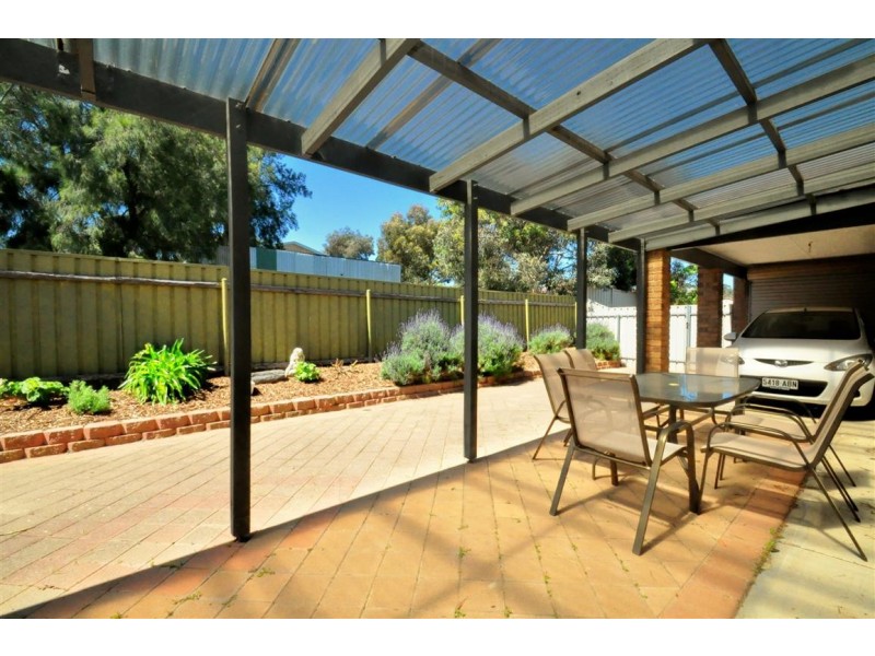 27 Jeanette Crescent, Aberfoyle Park SA 5159