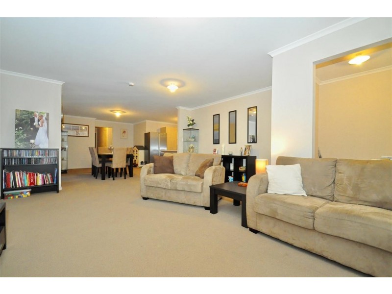 6 McGuire Court, Hackham SA 5163