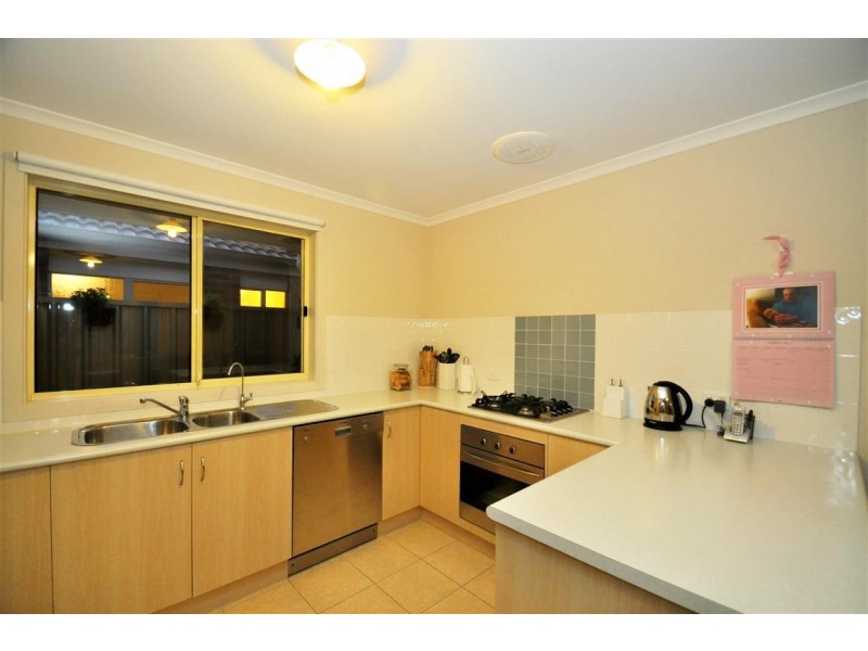 6 McGuire Court, Hackham SA 5163