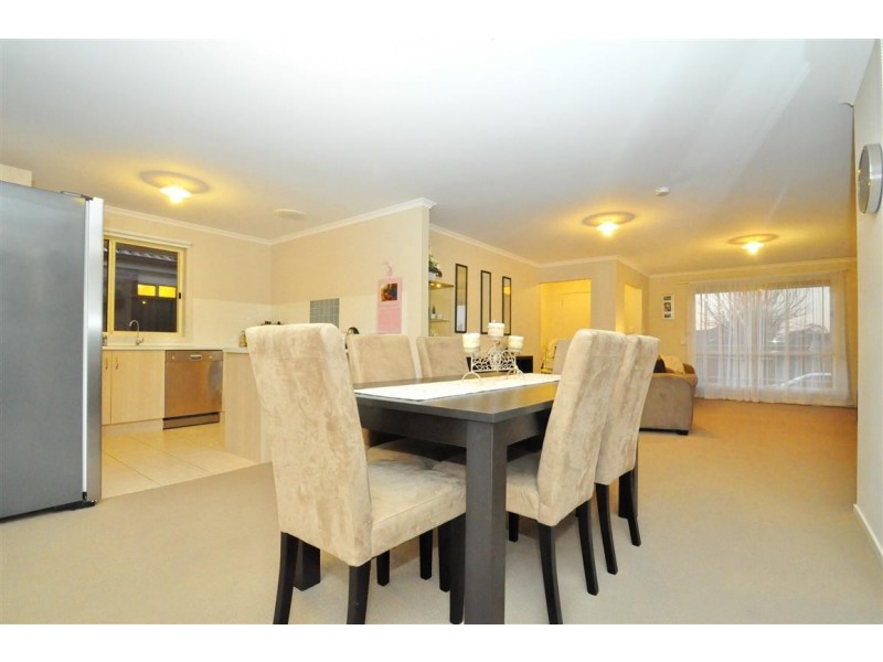 6 McGuire Court, Hackham SA 5163