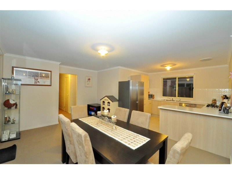 6 McGuire Court, Hackham SA 5163