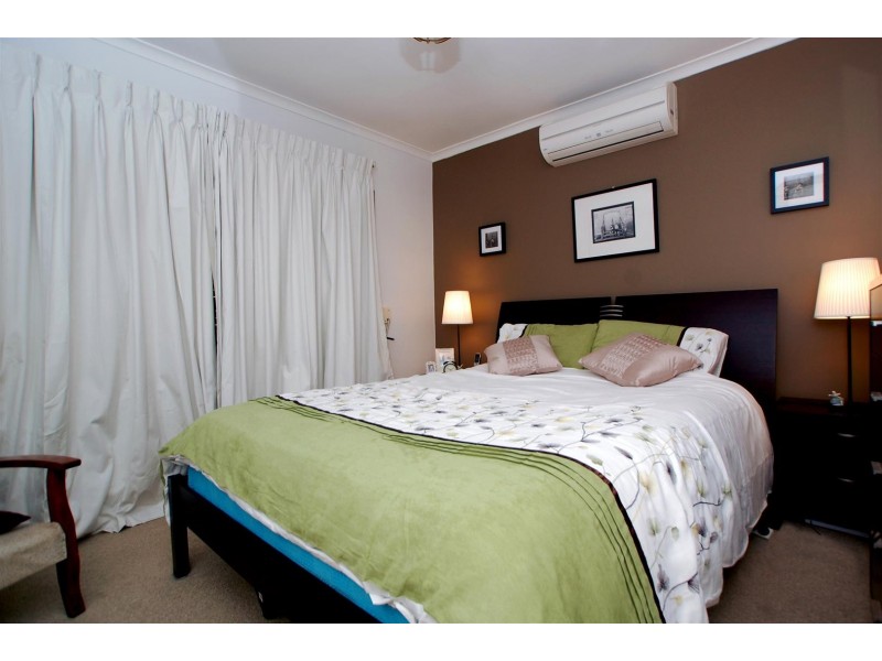 20 Heather Road, Happy Valley SA 5159
