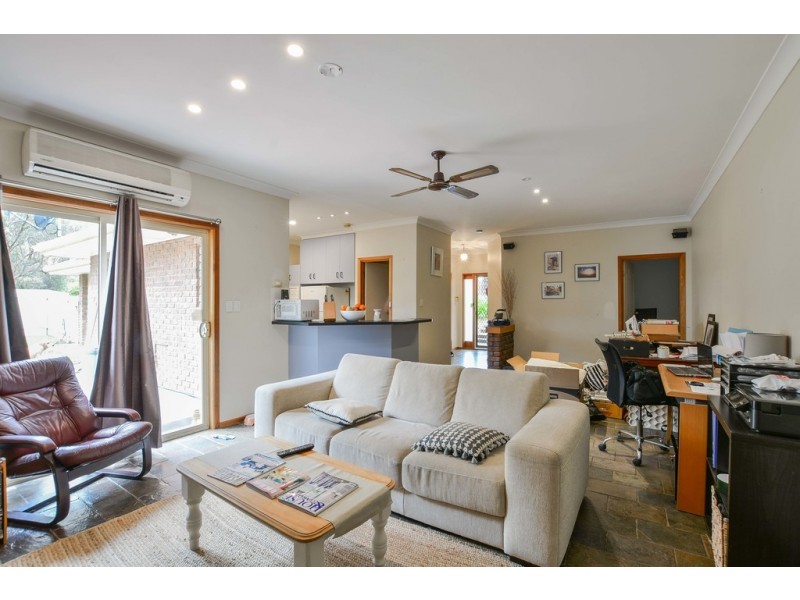 89 Fraser, Happy Valley SA 5159