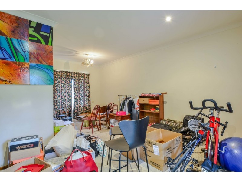 89 Fraser, Happy Valley SA 5159