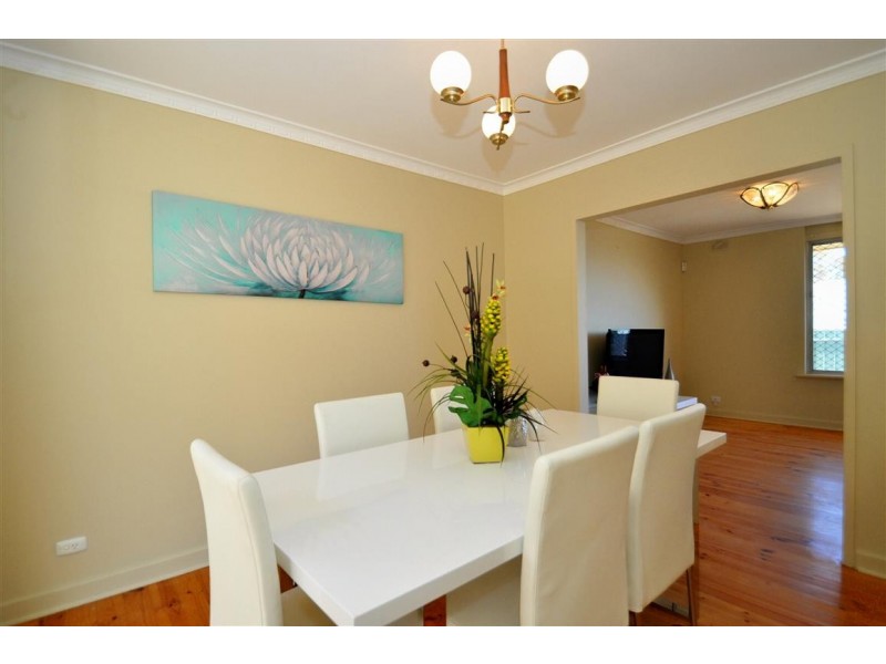 13 Surrey Parade, Morphett Vale SA 5162