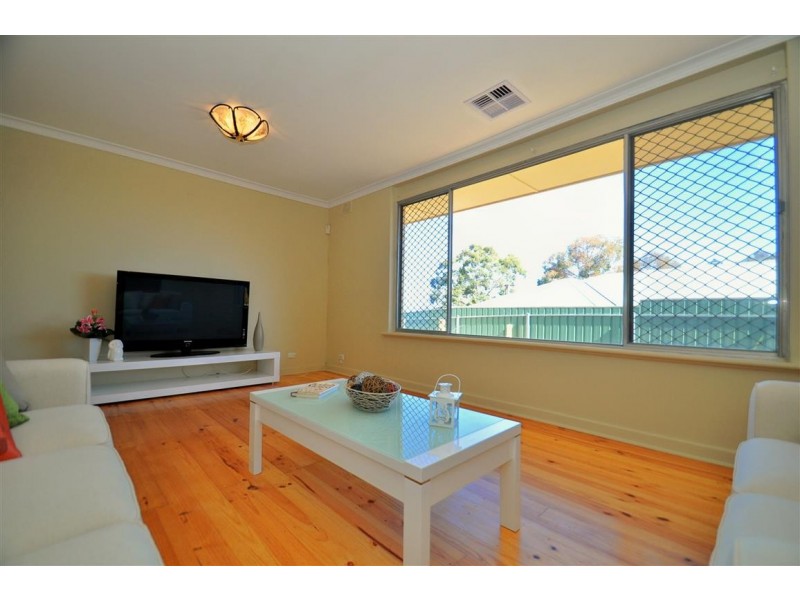 13 Surrey Parade, Morphett Vale SA 5162