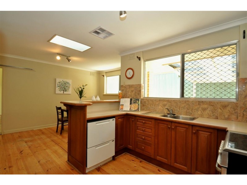 13 Surrey Parade, Morphett Vale SA 5162