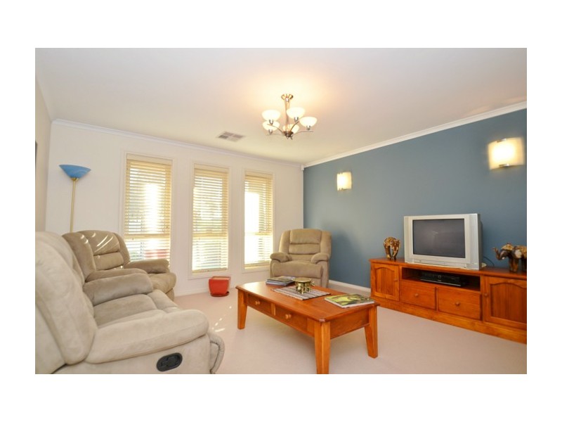 10 Tintara Walk, Noarlunga Downs SA 5168