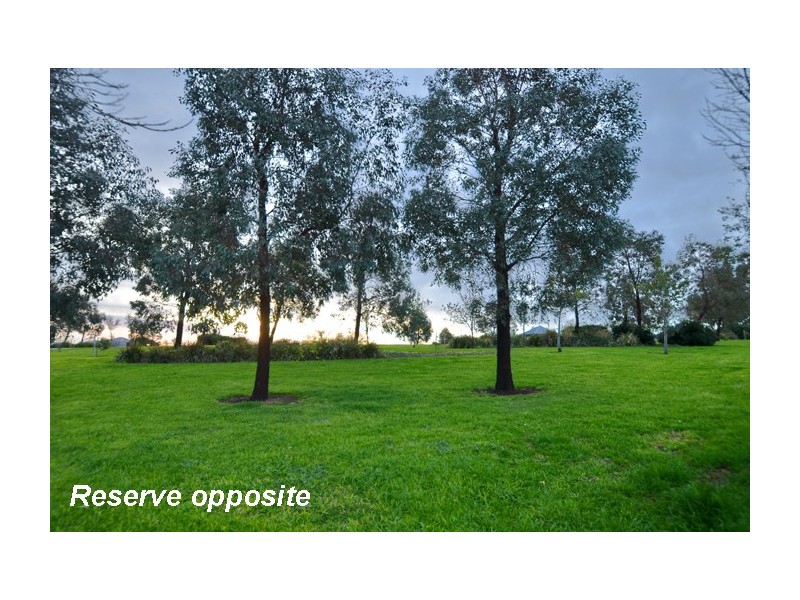10 Tintara Walk, Noarlunga Downs SA 5168