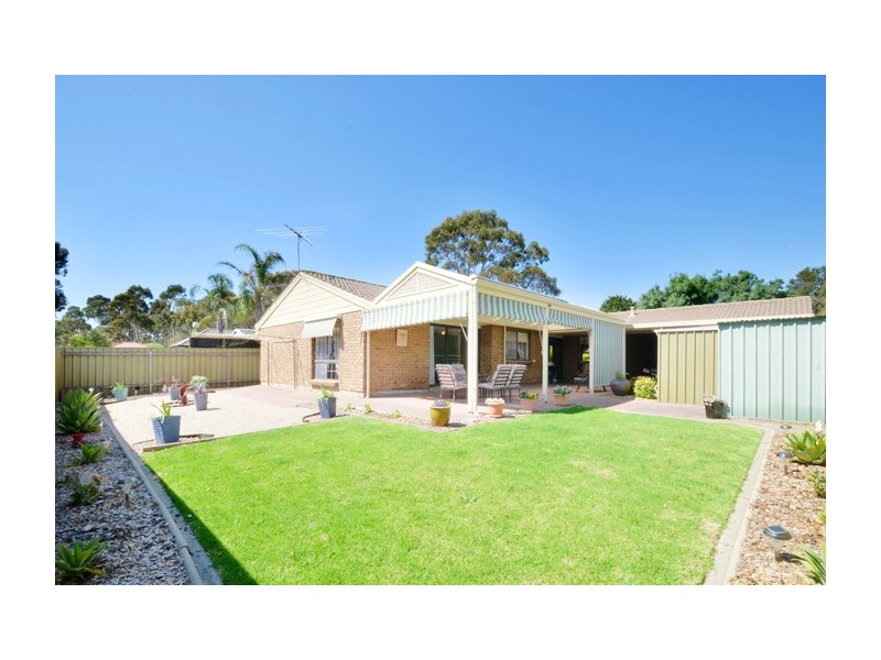 6 Torresan Crescent, Flagstaff Hill SA 5159