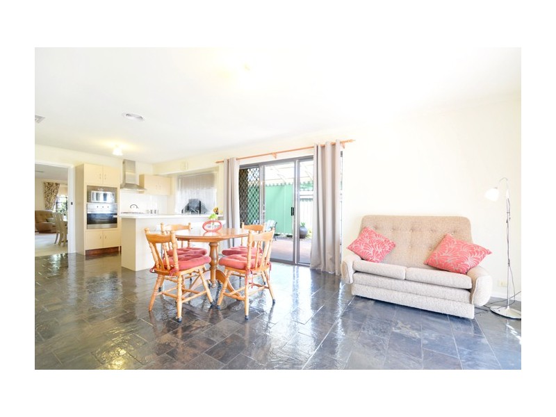 6 Torresan Crescent, Flagstaff Hill SA 5159