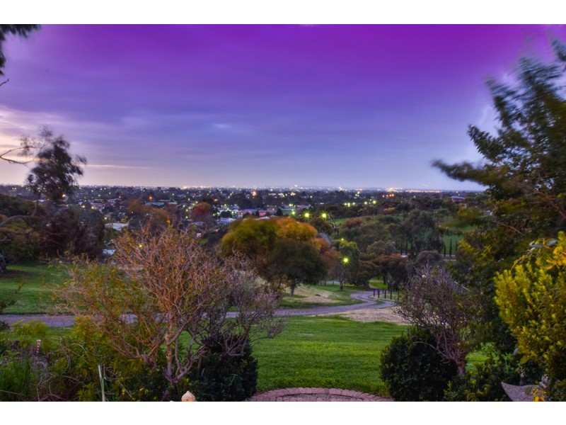 8 Sturt Lane, Hackham SA 5163