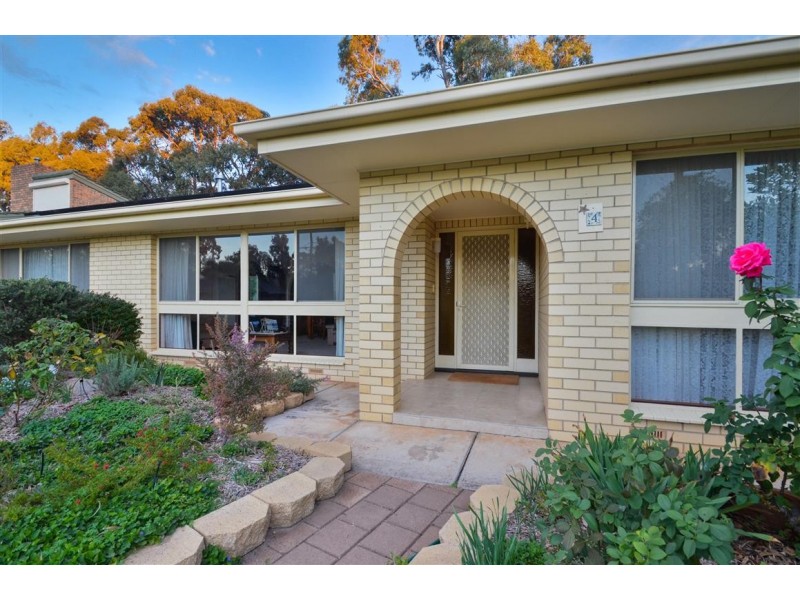 4 Miller Drive, Happy Valley SA 5159