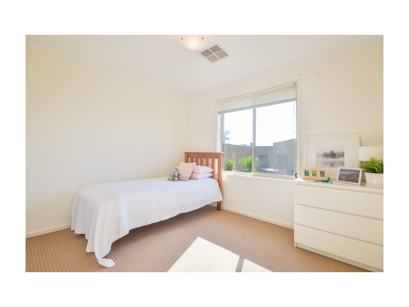 24 Banksia Avenue, Aldinga Beach SA 5173