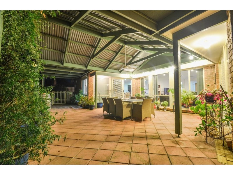 58 Riddoch Crescent, Woodcroft SA 5162