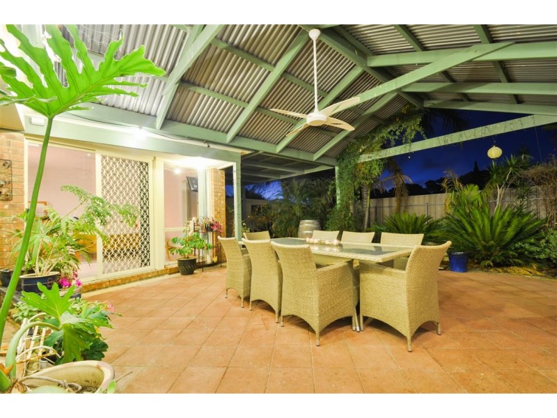 58 Riddoch Crescent, Woodcroft SA 5162