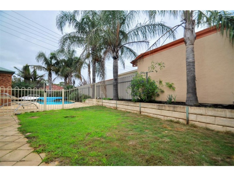 58 Riddoch Crescent, Woodcroft SA 5162