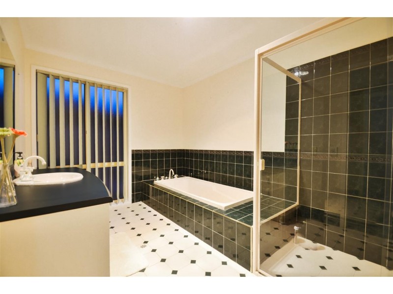 58 Riddoch Crescent, Woodcroft SA 5162