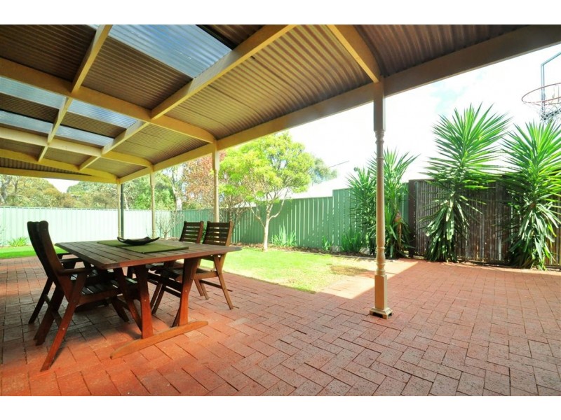 24 Allworth Drive, Happy Valley SA 5159