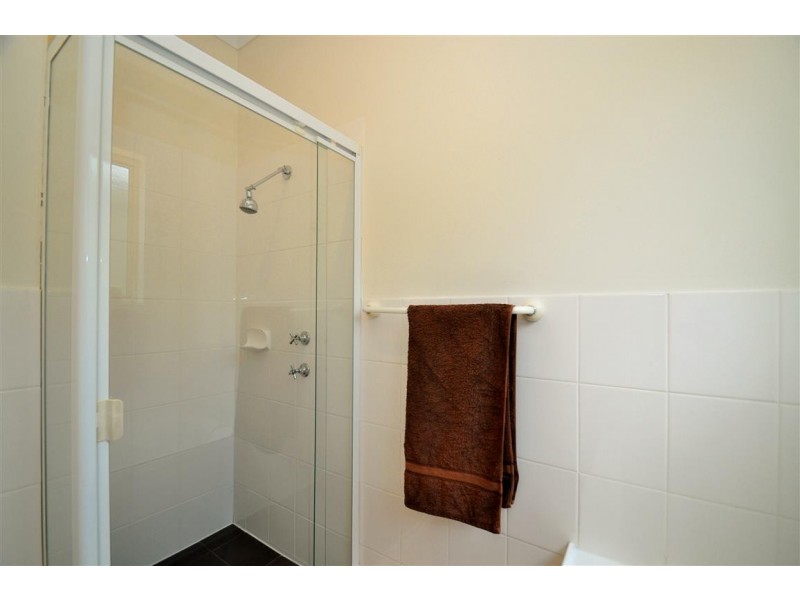 24 Allworth Drive, Happy Valley SA 5159