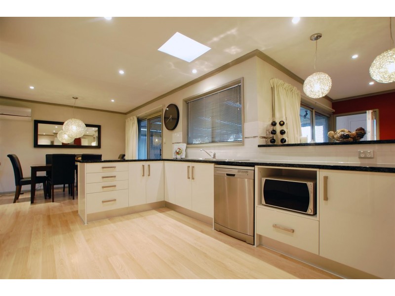 11 Tatiara Road, Happy Valley SA 5159