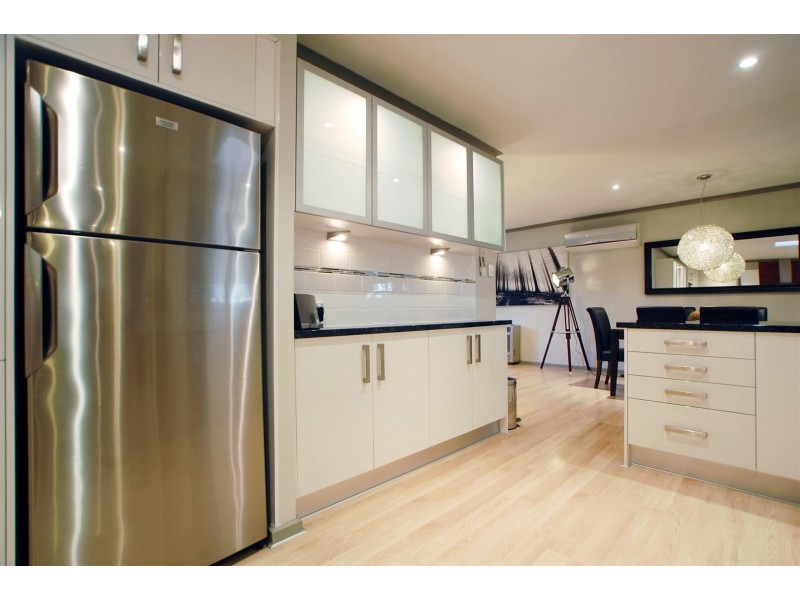 11 Tatiara Road, Happy Valley SA 5159