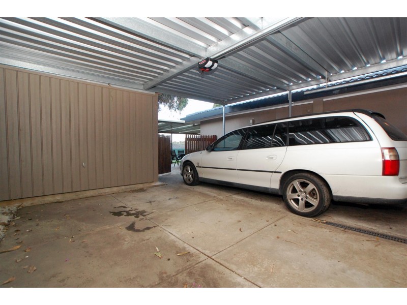 11 Tatiara Road, Happy Valley SA 5159