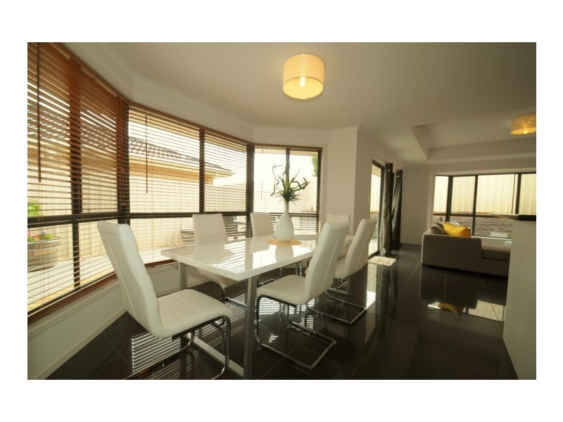 9 Mountain Ash Court, Hackham SA 5163