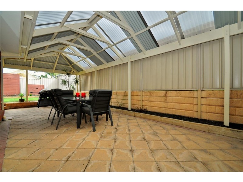 12 Verdant Parade, Woodcroft SA 5162