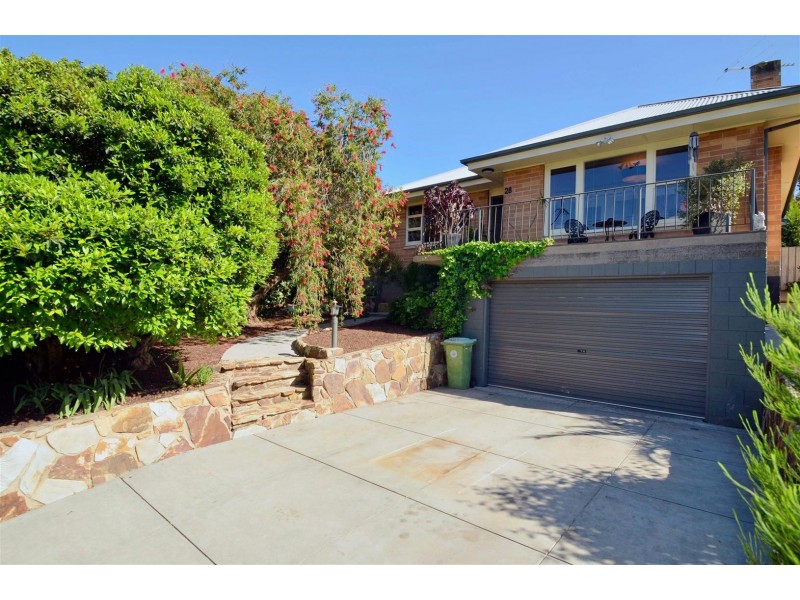 28 Sunvalley Road, O’halloran Hill SA 5158