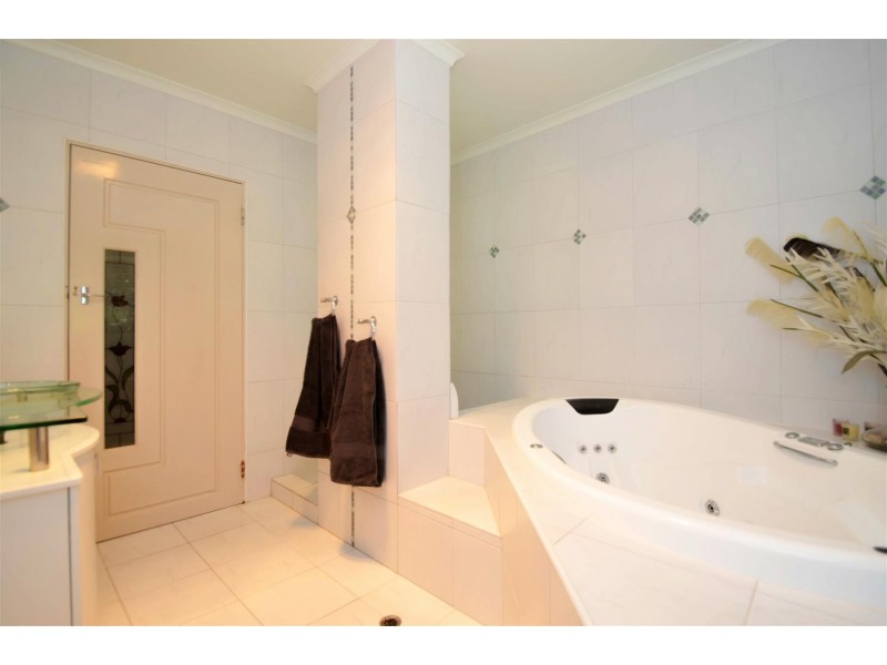 28 Sunvalley Road, O’halloran Hill SA 5158