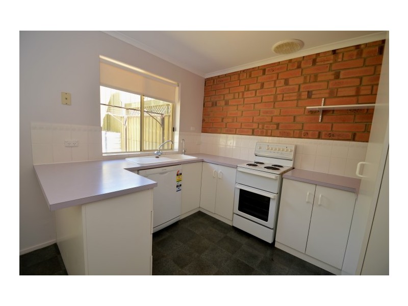15-1 Lyric Street, Aberfoyle Park SA 5159