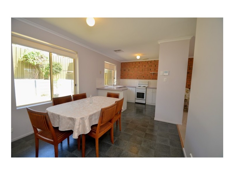 15-1 Lyric Street, Aberfoyle Park SA 5159