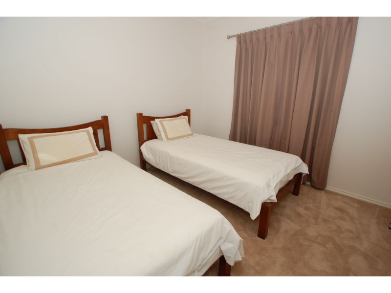 19 Condada Avenue, Park Holme SA 5043